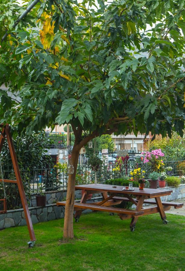 Ferienwohnung Avgi Káto Loutrákion Exterior foto